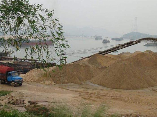 非法盜采河砂5000余方，涉案價(jià)值500萬！湖北一盜采河砂團(tuán)伙被抓