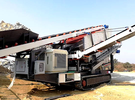 紅星機(jī)器與新加坡客戶(hù)簽約破碎機(jī)合作項(xiàng)目