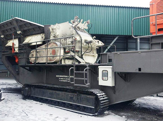 紅星履帶破——“春風(fēng)吹，戰(zhàn)鼓擂”嚴(yán)苛工況誰(shuí)怕誰(shuí)？